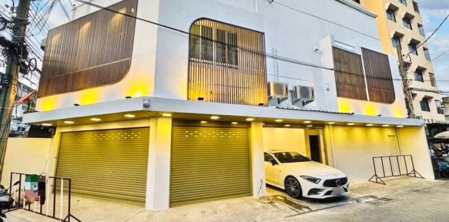 Дом в Бангкоке, Таиланд с 2 спальнями  № 114072