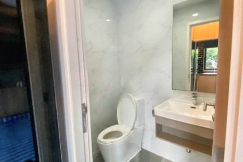 Townhouse in Bangkok, Thailand 3 bedrooms № 114071 - photo 7