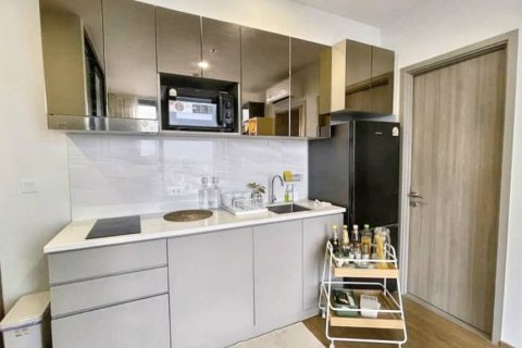 Кондоминиум с 1 спальней в Хуай Кванге, Бангкок, Таиланд № 114075 - фото 8