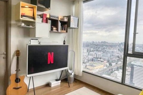 Кондоминиум с 1 спальней в Хуай Кванге, Бангкок, Таиланд № 114075 - фото 1