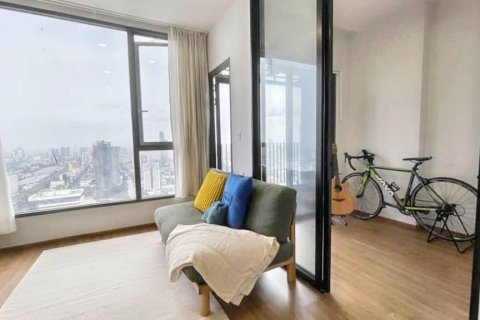 Кондоминиум с 1 спальней в Хуай Кванге, Бангкок, Таиланд № 114075 - фото 2