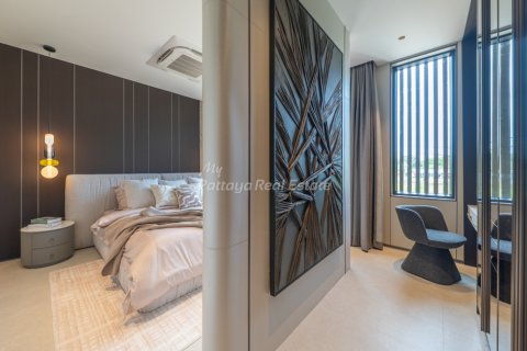 House in Pattaya, Thailand 5 bedrooms № 194505 - photo 22