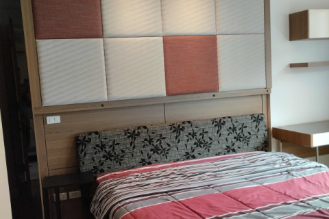 Studio in the Condo in Watthana, Bangkok, Thailand  № 161345 - photo 2