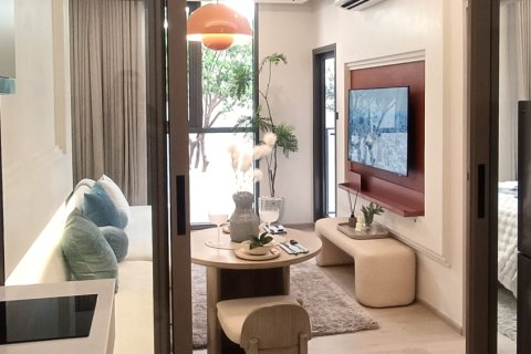 Studio dans le Condo à Watthana, Bangkok, Thaïlande  № 161346