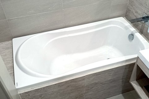 Studio dans le Condo à Watthana, Bangkok, Thaïlande  № 161346 - photo 6