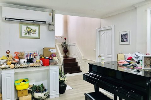 Maison à Thawi Watthana, Bangkok, Thaïlande 8 chambres № 135753 - photo 10