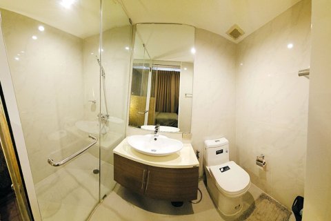 Condo in Hua Hin, Thailand, 2 bedrooms № 167451 - photo 8