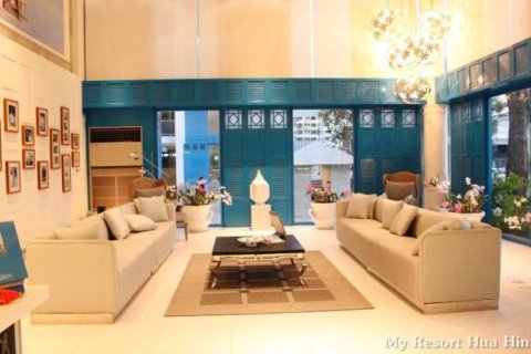 Condo in Hua Hin, Thailand, 2 bedrooms № 167451 - photo 12