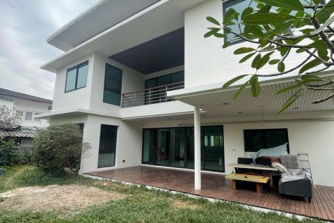 House in Lat Phrao, Bangkok, Thailand 4 bedrooms № 139847 - photo 7