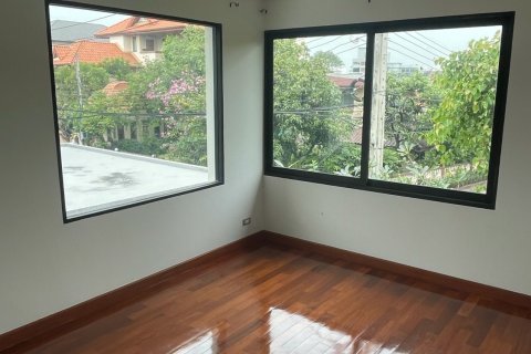 House in Lat Phrao, Bangkok, Thailand 4 bedrooms № 139847 - photo 17