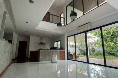 House in Lat Phrao, Bangkok, Thailand 4 bedrooms № 139847 - photo 8