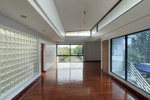House in Lat Phrao, Bangkok, Thailand 4 bedrooms № 139847 - photo 15