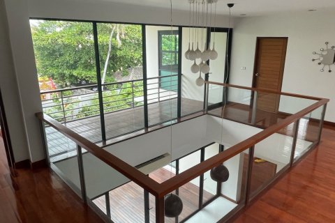 House in Lat Phrao, Bangkok, Thailand 4 bedrooms № 139847 - photo 13