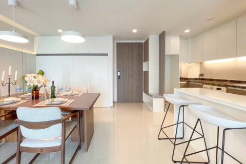 Condo in Bangkok, Thailand, 2 bedrooms  № 116961 - photo 7