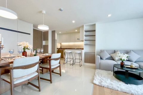 Condo in Bangkok, Thailand, 2 bedrooms  № 116961 - photo 3