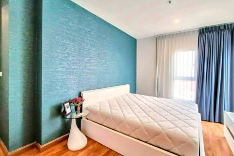 Кондоминиум с 2 спальнями в Бангкапи, Бангкок, Таиланд № 116962 - фото 6