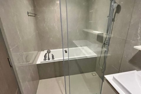 Кондоминиум с 2 спальнями в Сатхоне, Бангкок, Таиланд № 164459 - фото 4