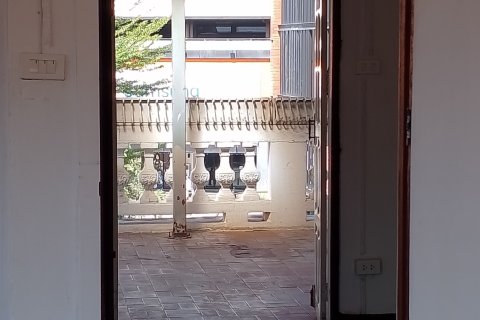 Townhouse in Chiang Mai, Thailand 3 bedrooms № 164462 - photo 21