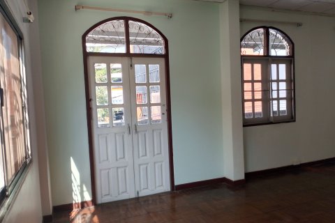 Townhouse in Chiang Mai, Thailand 3 bedrooms № 164462 - photo 12
