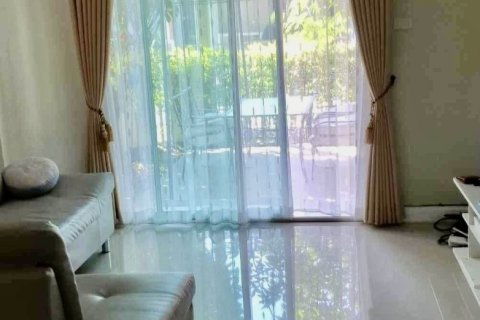 House in San Sai, Thailand 3 bedrooms № 164463 - photo 7