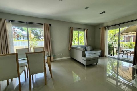 House in San Sai, Thailand 3 bedrooms № 164463 - photo 9
