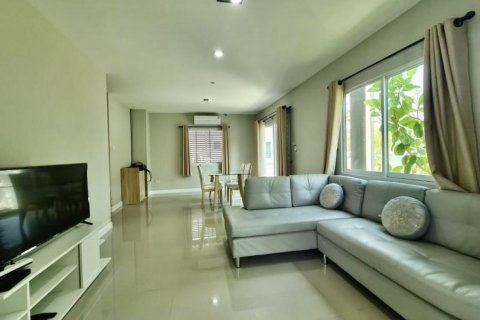House in San Sai, Thailand 3 bedrooms № 164463 - photo 8