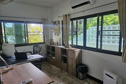 House in Phuket, Thailand 3 bedrooms № 164457 - photo 8