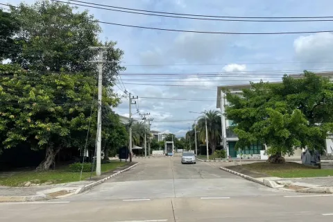 House in Hang Dong, Thailand 3 bedrooms № 164461 - photo 4