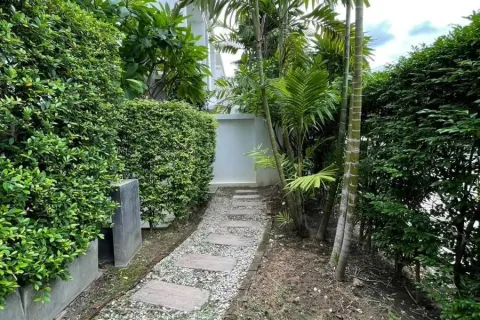 House in Hang Dong, Thailand 3 bedrooms № 164461 - photo 14