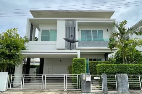 House in Hang Dong, Thailand 3 bedrooms № 164461 - photo 2