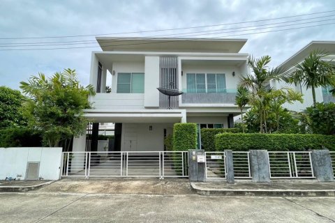 House in Hang Dong, Thailand 3 bedrooms № 164461