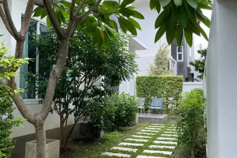 House in Hang Dong, Thailand 3 bedrooms № 164461 - photo 17