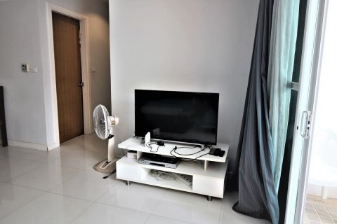 Condo in Hua Hin, Thailand, 2 bedrooms  № 135565 - photo 4