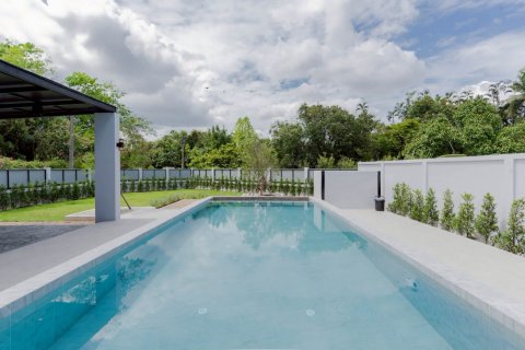 House in San Kamphaeng, Thailand 3 bedrooms № 135564 - photo 11