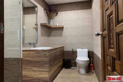 House in Pattaya, Thailand 3 bedrooms № 193721 - photo 4