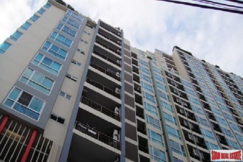 Apartment in Bangkok, Thailand 1 bedroom № 193722 - photo 2
