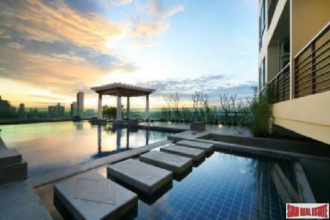 Apartment in Bangkok, Thailand 1 bedroom № 193722 - photo 4