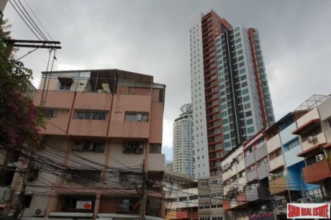 Business in Bangkok, Thailand 600 sq.m. № 193725 - photo 2