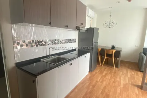 Condominio de 2 dormitorios en Jomtien Beach, Pattaya, Tailandia № 212374 - foto 7