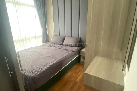 Condominio de 2 dormitorios en Jomtien Beach, Pattaya, Tailandia № 212374 - foto 3