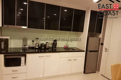 Condominio de 1 dormitorio en Pattaya, Tailandia № 212376 - foto 2