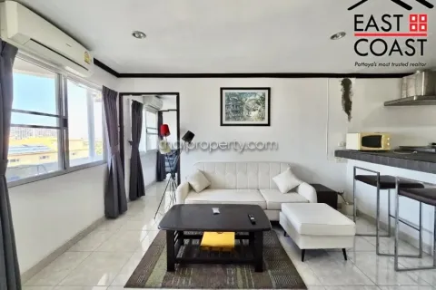 Condominio de 1 dormitorio en Jomtien Beach, Pattaya, Tailandia № 212379 - foto 2