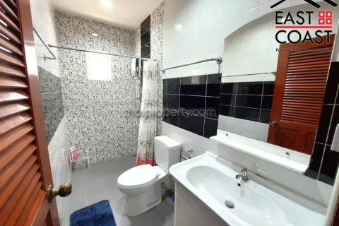 Casa de 2 dormitorios en Pattaya, Tailandia № 212377 - foto 12