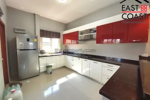 Casa de 2 dormitorios en Pattaya, Tailandia № 212377 - foto 7