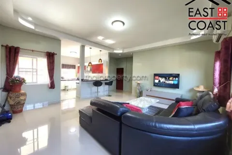 Casa de 2 dormitorios en Pattaya, Tailandia № 212377 - foto 5
