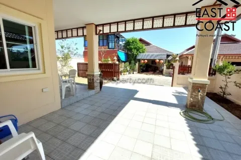 Casa de 2 dormitorios en Pattaya, Tailandia № 212377 - foto 17