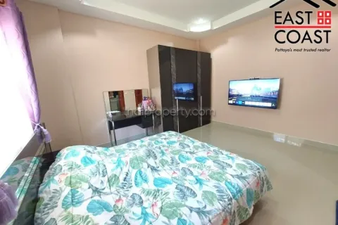 Casa de 2 dormitorios en Pattaya, Tailandia № 212377 - foto 15