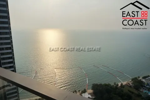 Condominio de 4 dormitorios en Pattaya, Tailandia № 212375 - foto 17