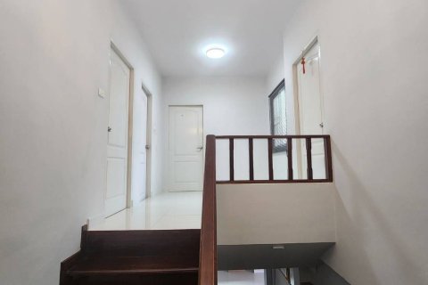 House in Bang Yai, Thailand 4 bedrooms № 164318 - photo 12