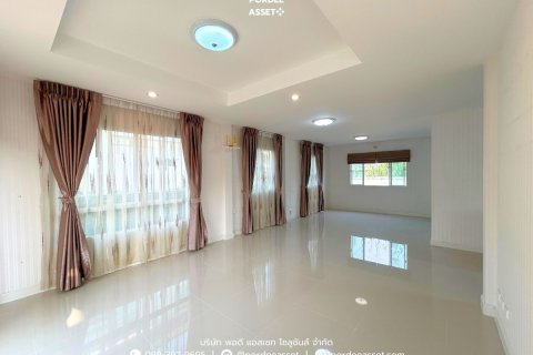 Дом в Ратхум Тхани, Таиланд с 3 спальнями  № 164314 - фото 3